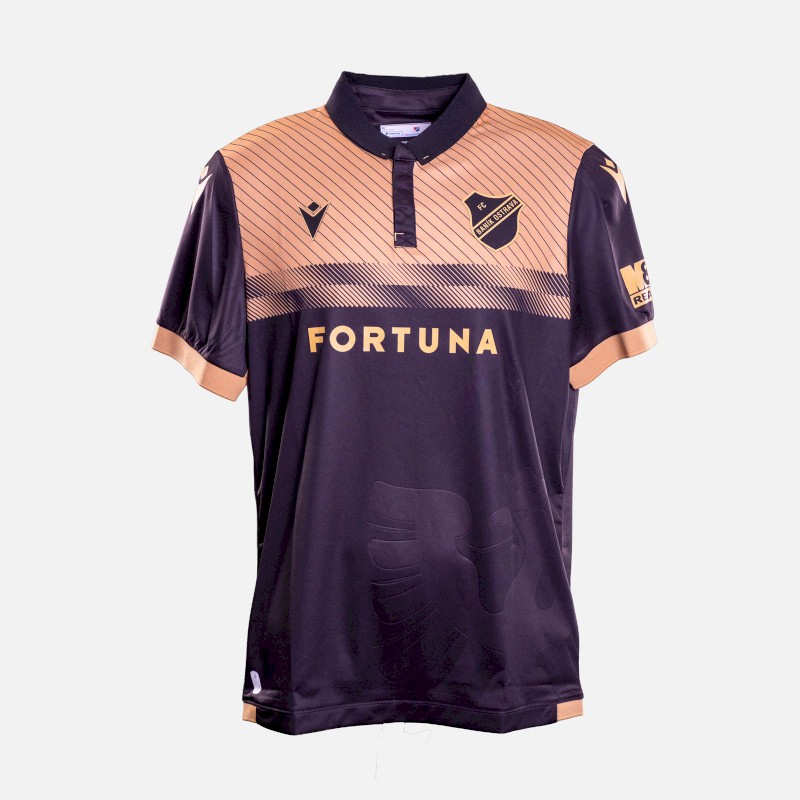 3925-dres-macron-cerny-novy-2-uv